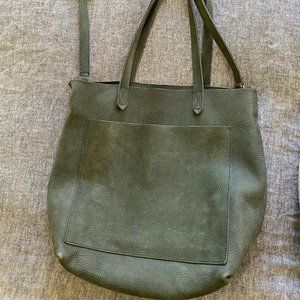 Madwell Medium Transport Tote in Heather Cypress - Used